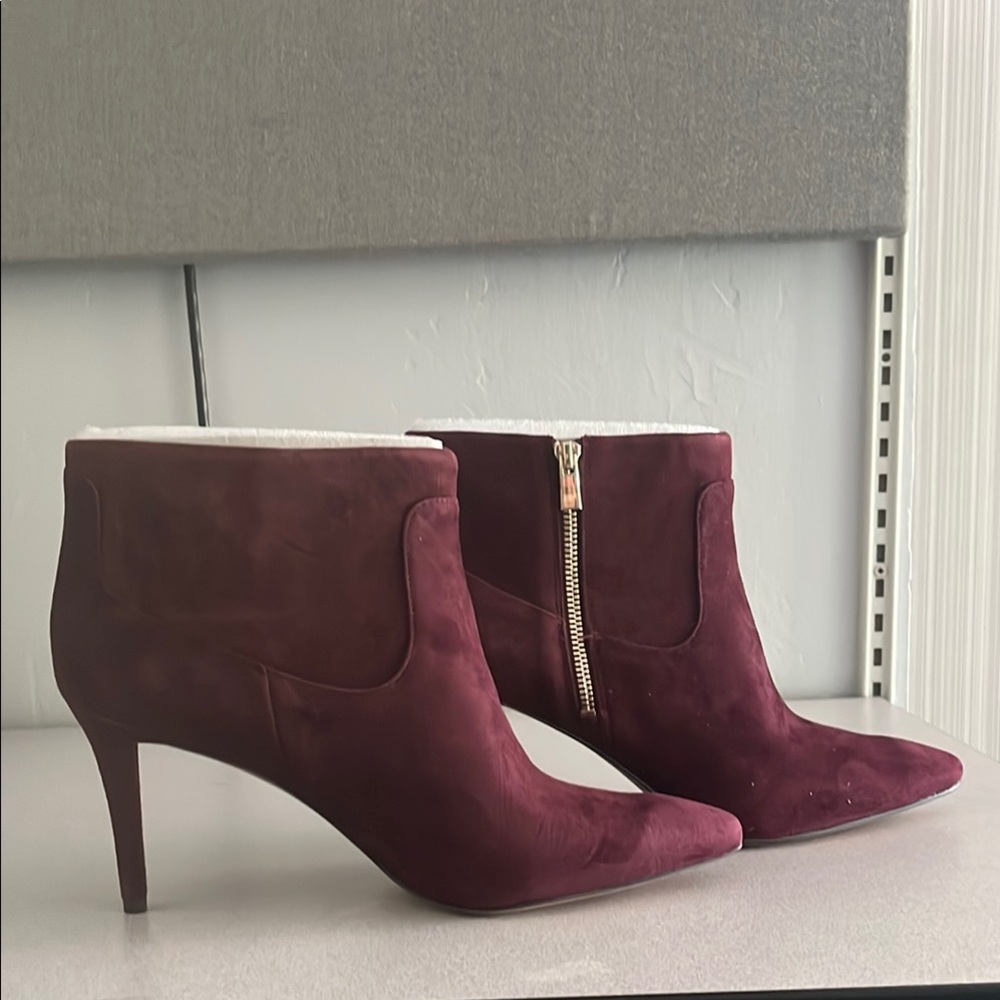 Maroon Nine West piranha pointed toe heeled boots